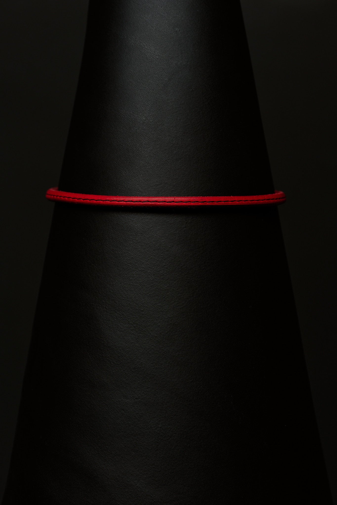 The Peek-A-Boo | Leather BDSM Day Collar