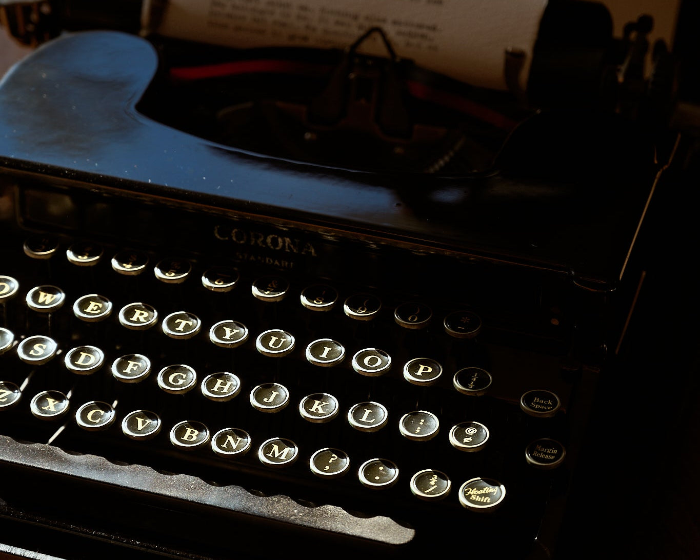 typewriter corona vintage with sunlight and a love letter