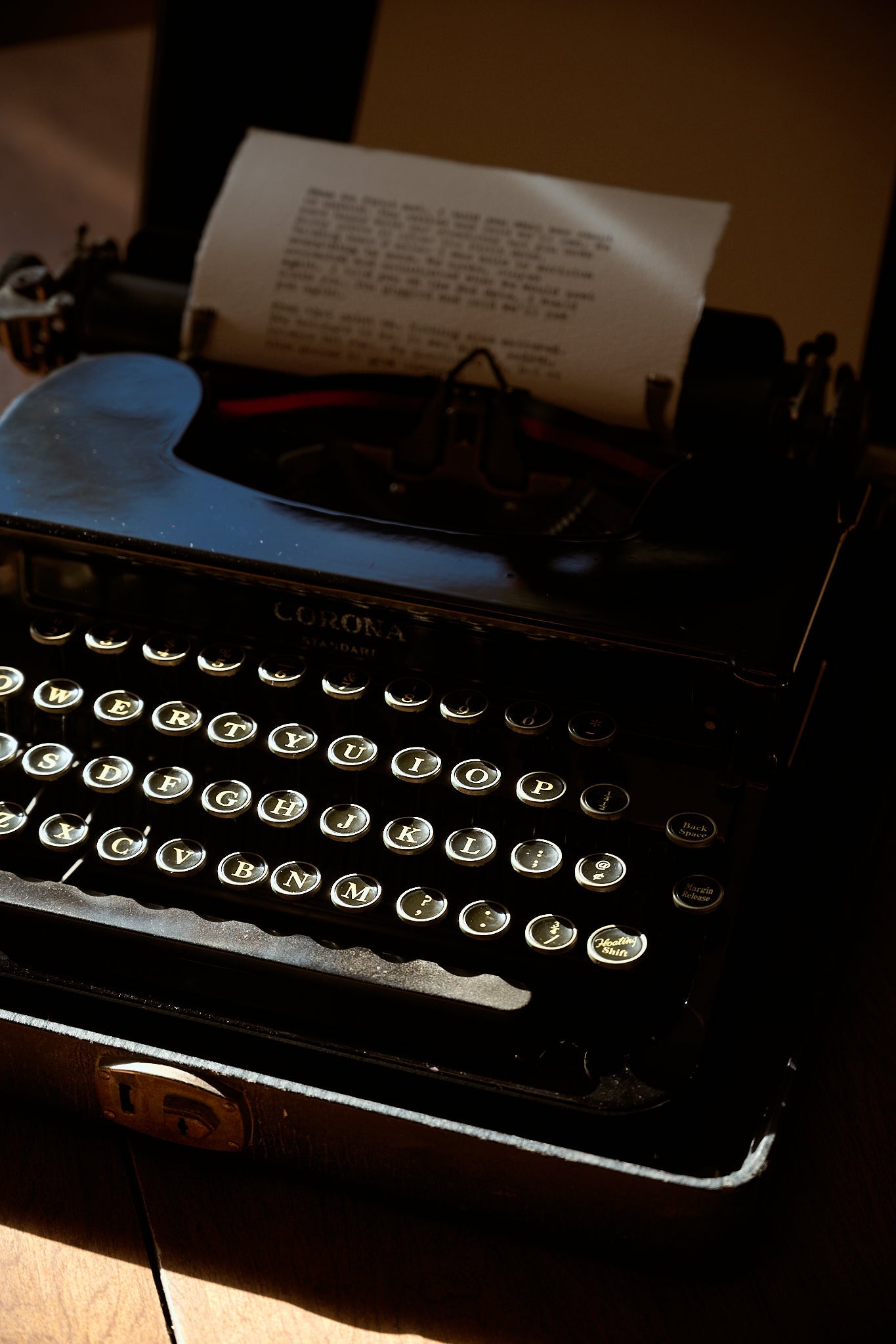 typewriter corona vintage with sunlight and a love letter