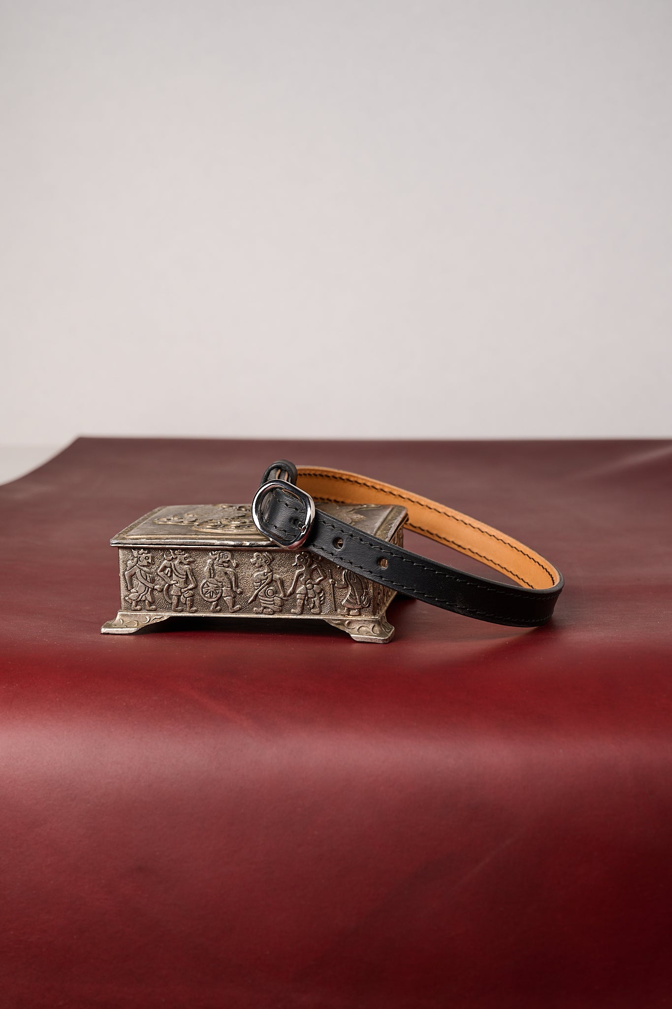 The Classic | Luxury Fetish Collar