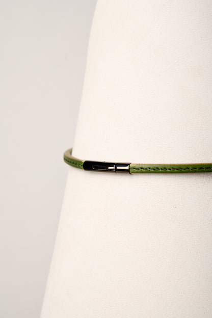 The Peek-A-Boo | Leather BDSM Day Collar